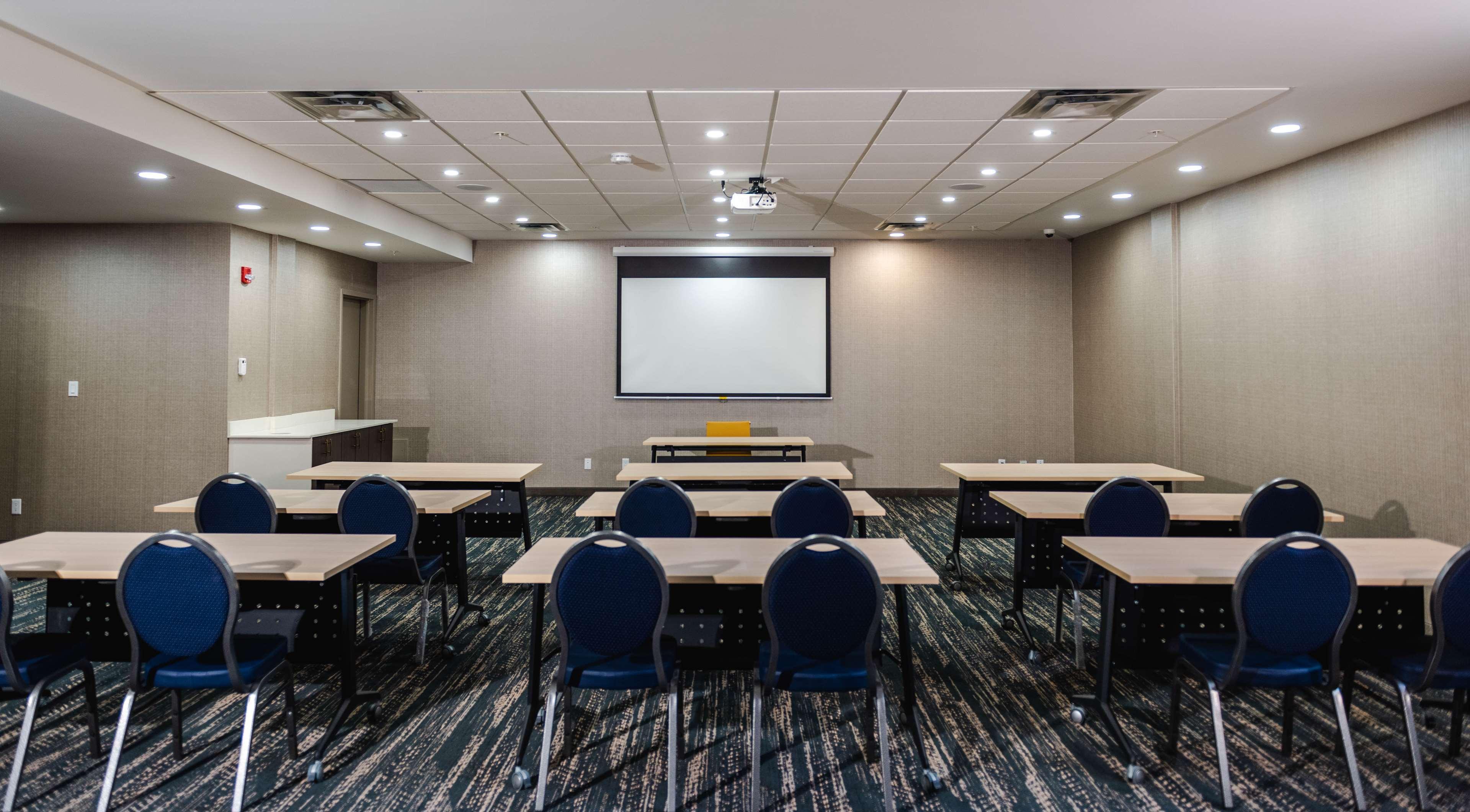 Best Western Premier Executive Residency Medicine Hat Exterior foto